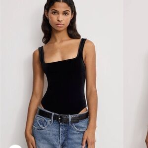 Good American Elegant Black Velvet Women's Top size 0/xs